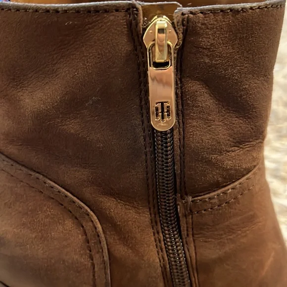 Booties - Picture 4 of 10